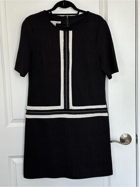 Maggy London Black Dress with White Chain Trim Mini Shift, size large.